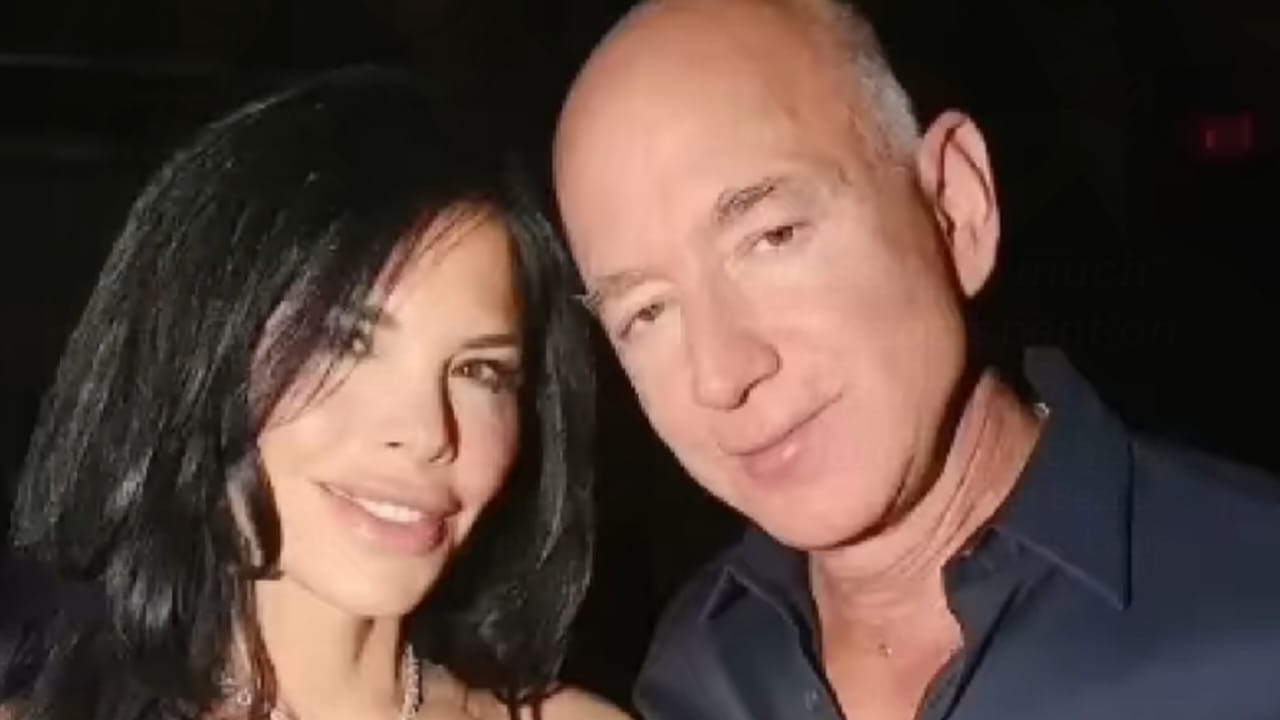 Jeff Bezos And Lauren Sanchez
